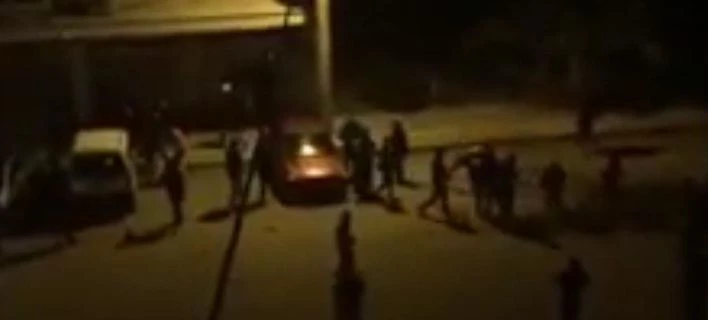 Νέες συμπλοκές μεταναστών στη Θεσσαλονίκη -Κατέστρεψαν αυτοκίνητα (βίντεο)